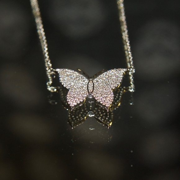 Stunning 14kt Gold Dipped Butterfly Pave Swarovski - Picture 8 of 8
